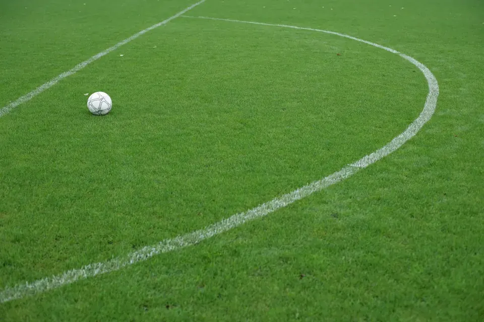 Half-Time Tactical Adjustments: Analyzing Second-Half Improvements