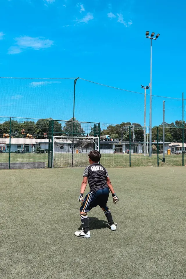 Wide Play Defensive Tracking Back