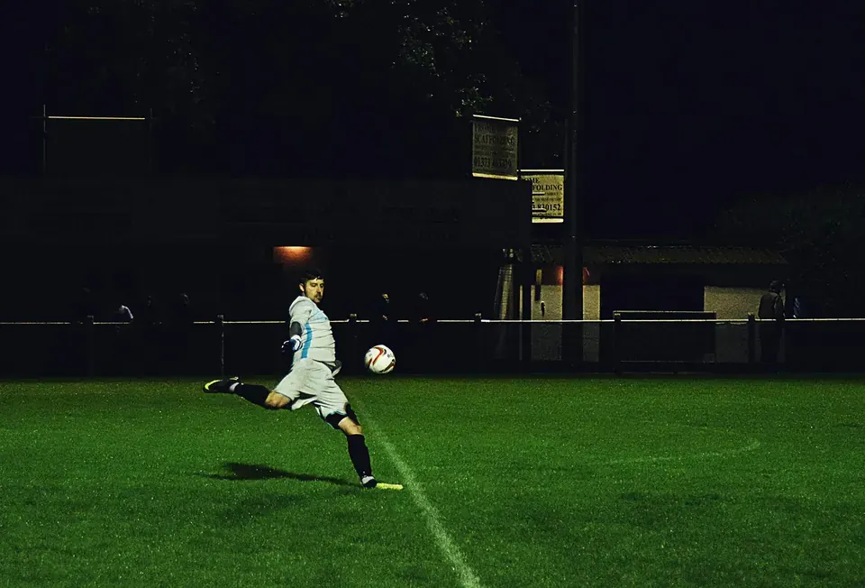Wingers 1v1 Success Rate and Cross Accuracy: The Metrics That Define Elite Wide Play